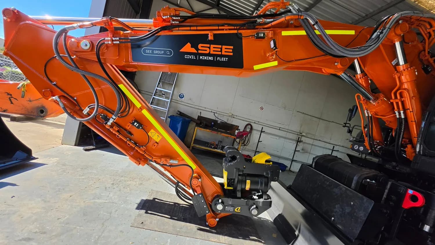 SEE orange excavator boom detail
