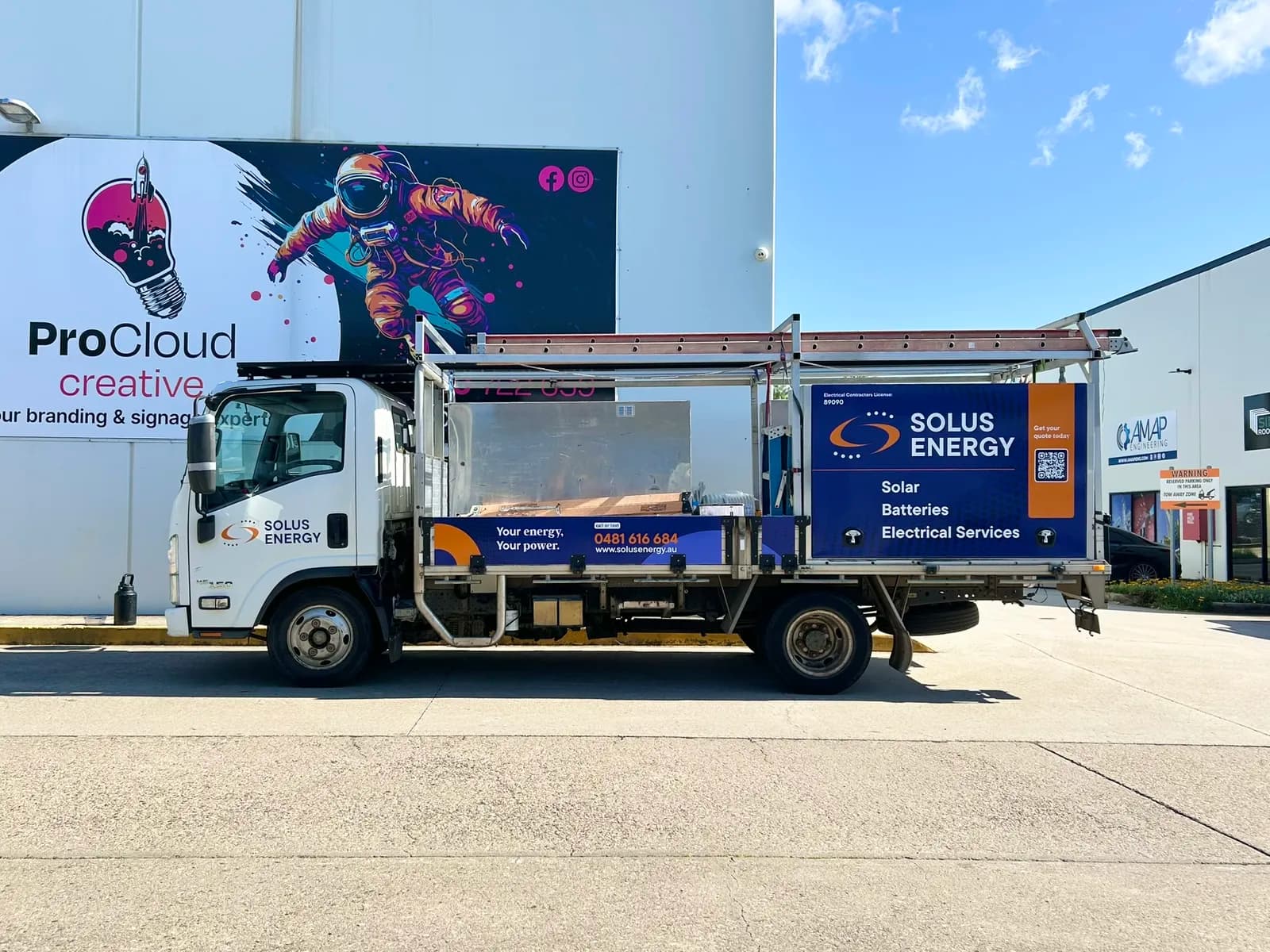 Solus Energy truck beside ProCloud Creative mural