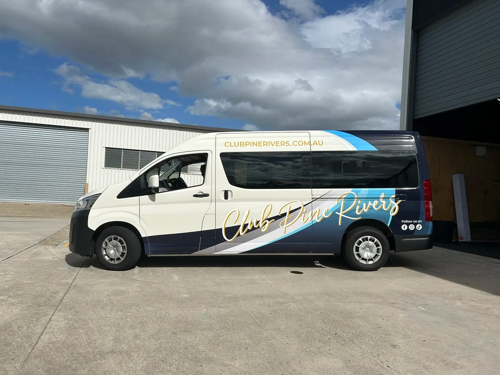 Club Pine Rivers van side profile wrap