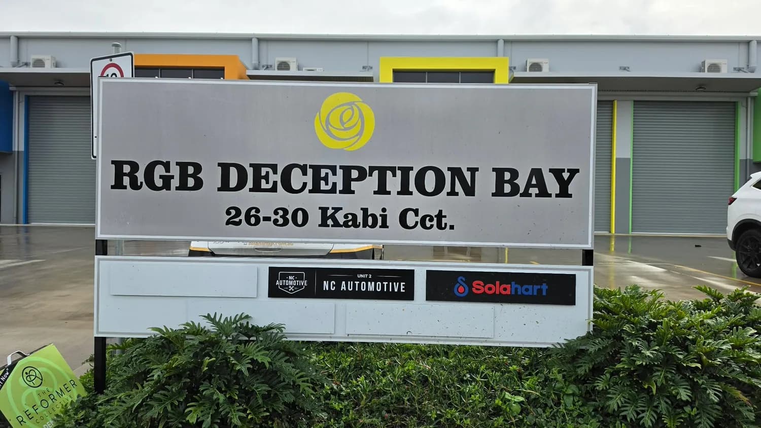 RGB Deception Bay freestanding directory sign, NC Automotive/Solahart tenants