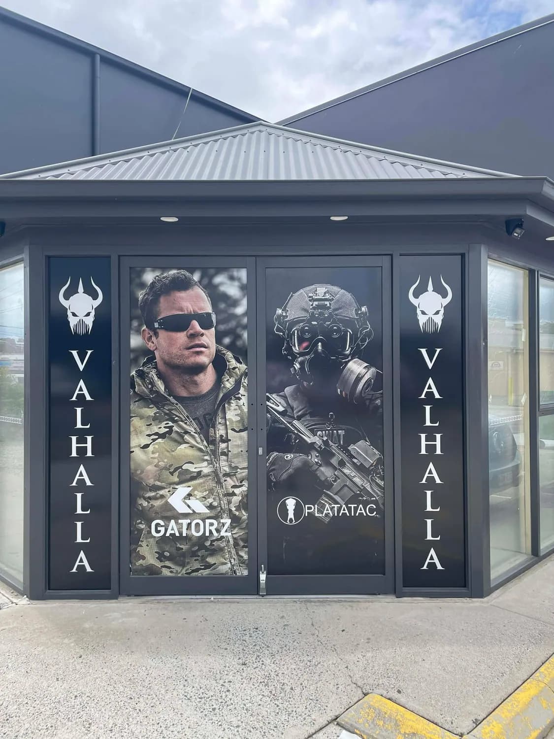 Printed glass door window graphics, Valhalla Gator2/Platatac military